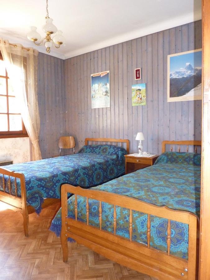 Appartement Rez De Jardin Люс-Сен-Совёр Экстерьер фото